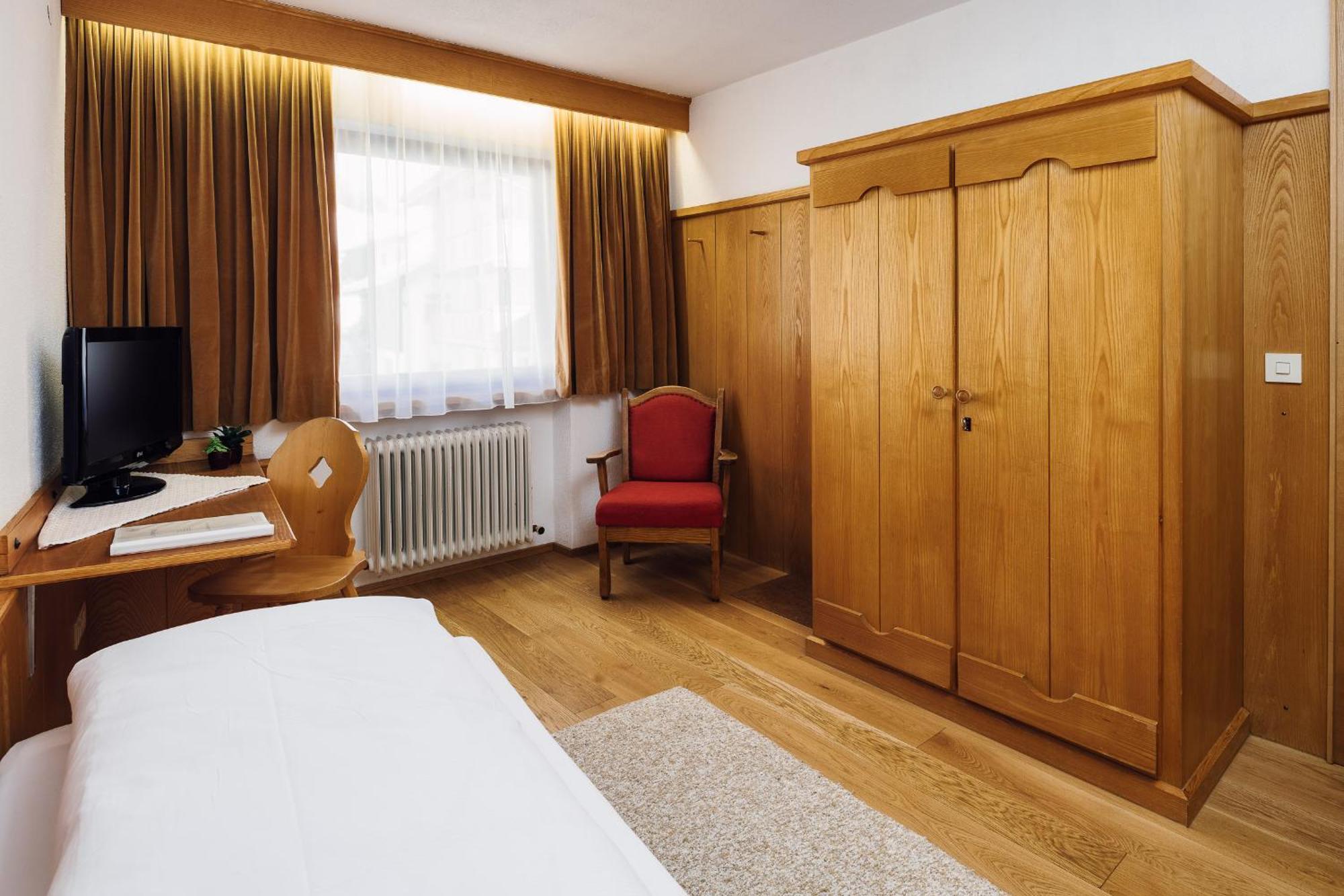 Hotel Komperdell 세르파우스 외부 사진
