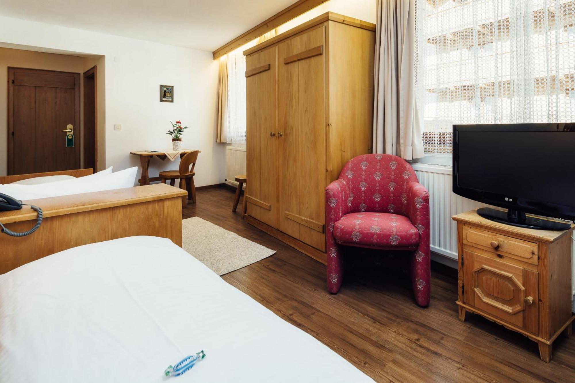 Hotel Komperdell 세르파우스 외부 사진